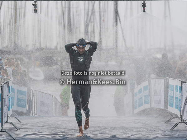 2023 GO Triathlon Herkingen Zwemmen Alles staat online