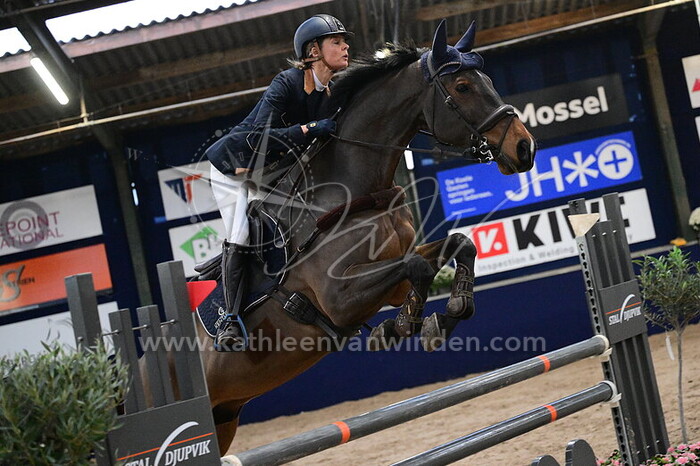 Anouk van Gerven-Verwer - La Macoemba