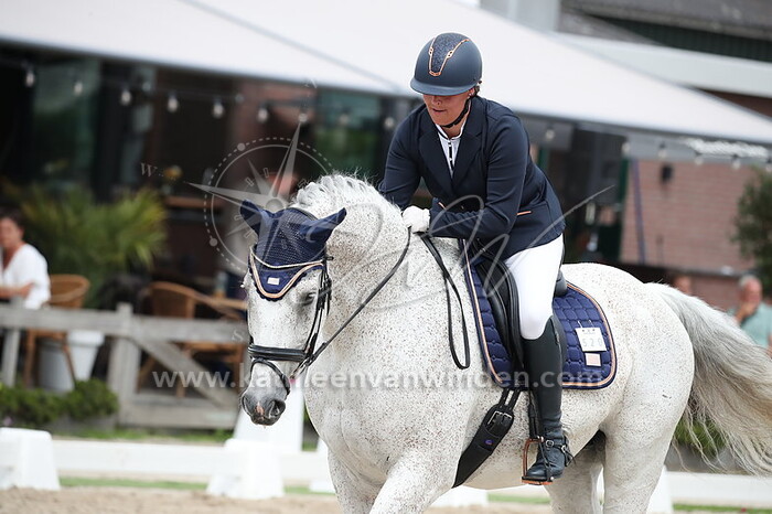 Hettie van Oostenbrugge