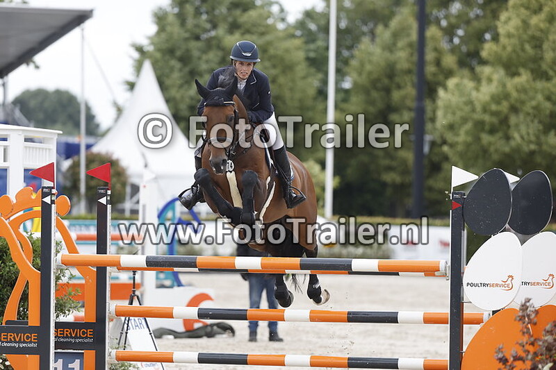 marleen van der burg