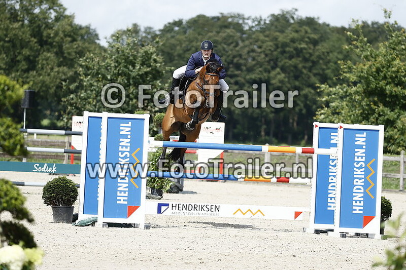 armando van dusschoten