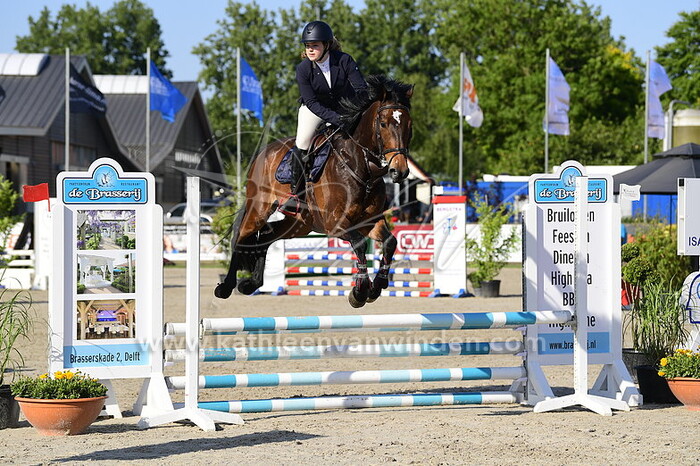 Britt van den Eijnden - Nimbus 2000