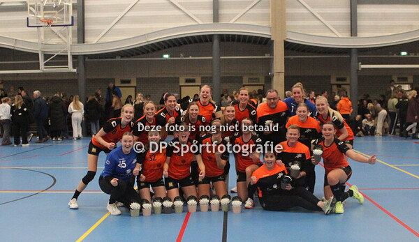 KSV DS1 - Geel Zwart D1 (28-26)