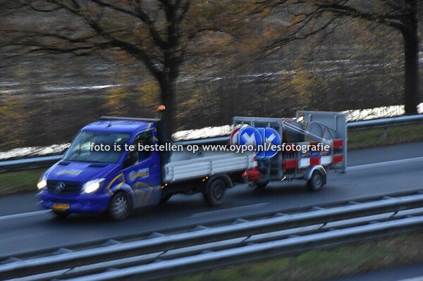 21-11-2025 Truckspotting A7 Drachten Fietsbrug