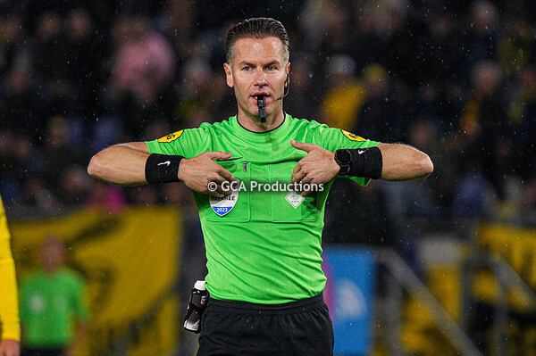 NAC Breda v FC Emmen