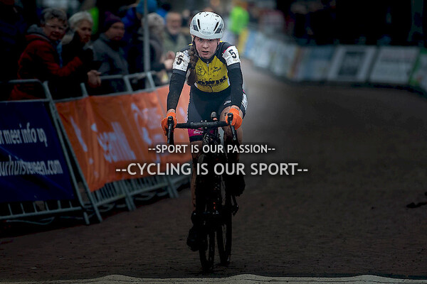 04 Nieuweling meisjes