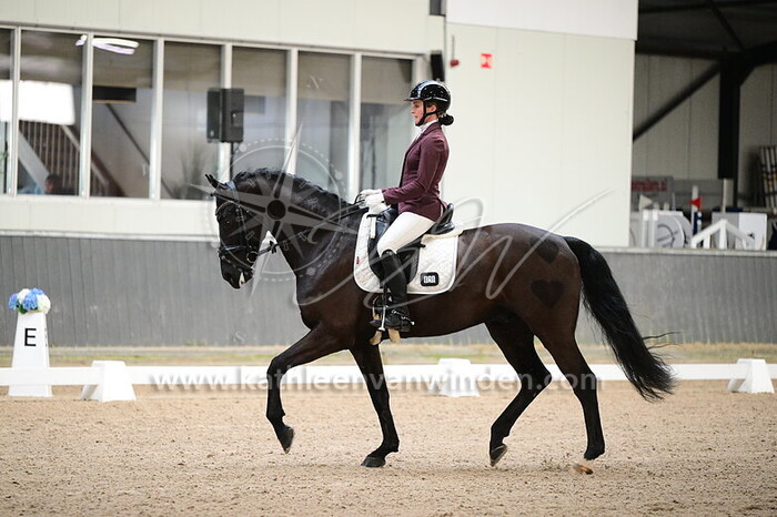 Miranda Bik - Sunrise