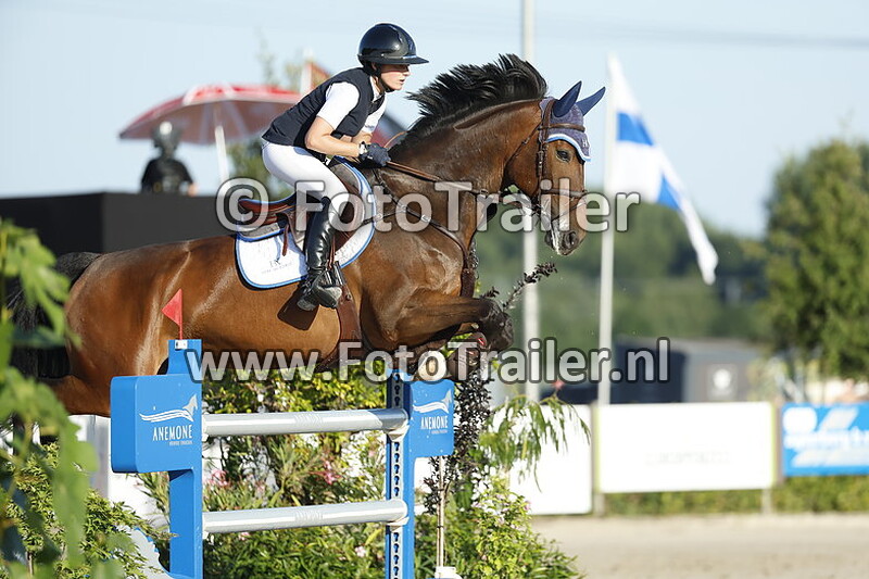 oda charlotte lyngvaer