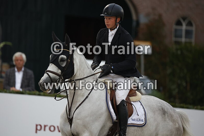 dennis van den brink