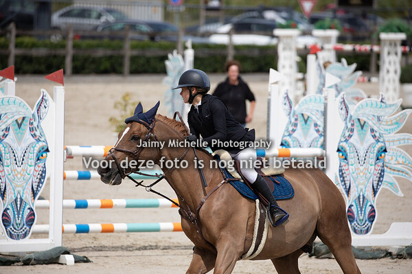 Isabeau Paulussen - I'm Loving It