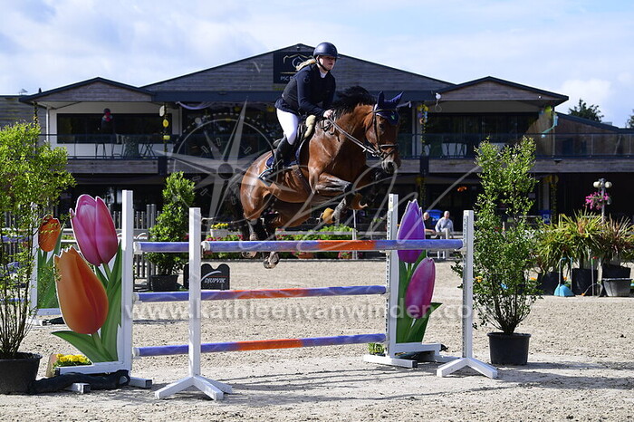 Jasmijn Westerbeke - Qelana R Z