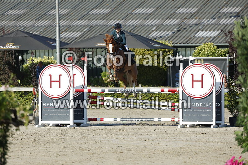 ava eden van grunsven