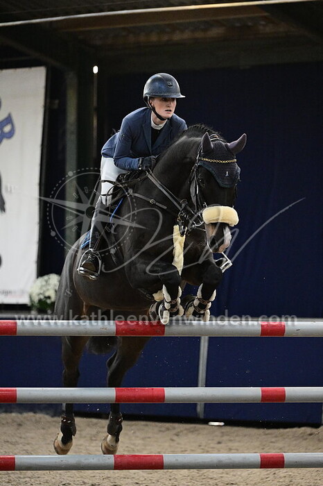 Jessy Tewis - Nielson Gun