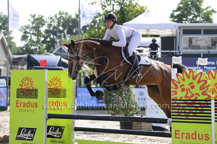 Senna Everse - Pommery