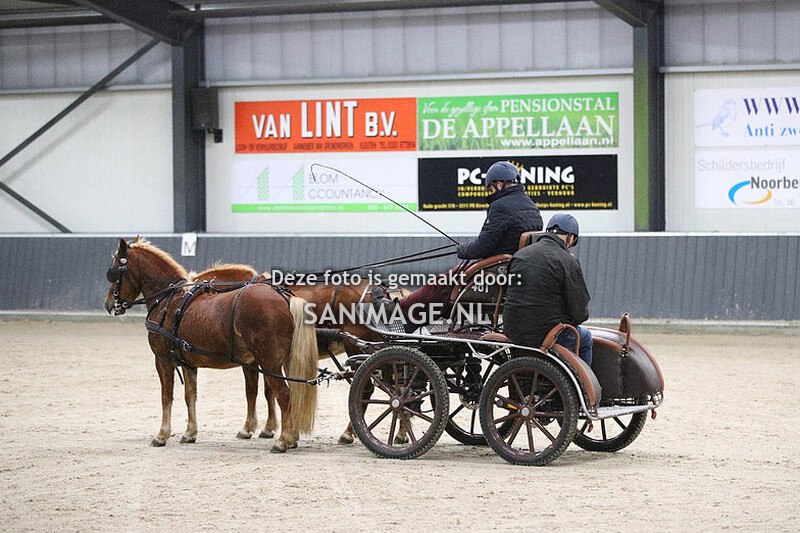 De Voornruiters De  Meern Mennen dressuur 28-01-2023 Middag