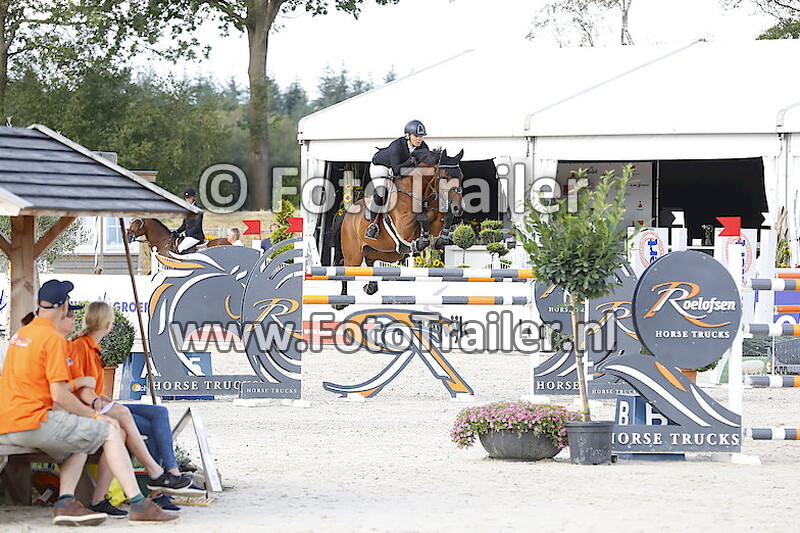 Julia Houtzager Kayser