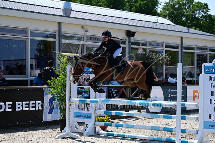 Chloe Yacob - Stayerhof's Benefit