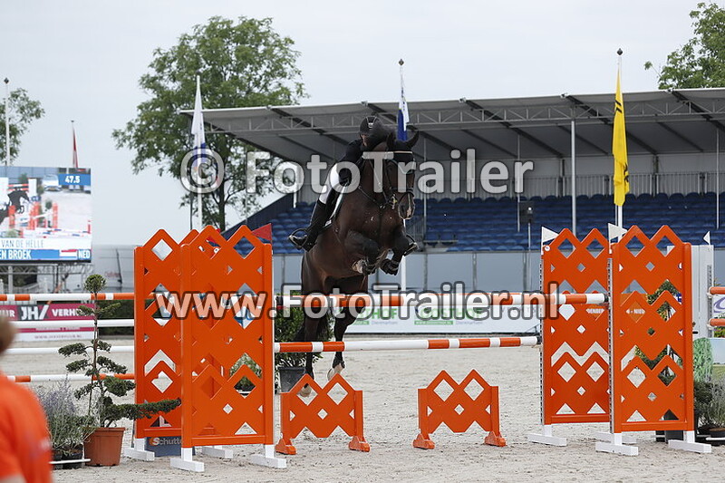 monique van den broek