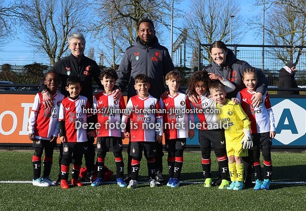 SC Feyenoord JO8-4 - Charlois, sv JO8-2
