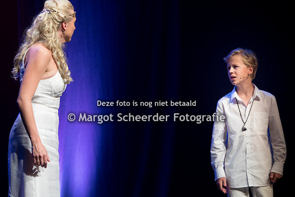 13. Penelopeia en telemachos en kapers