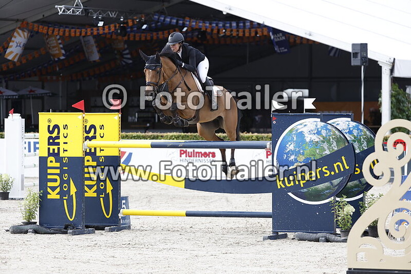 monique van den broek