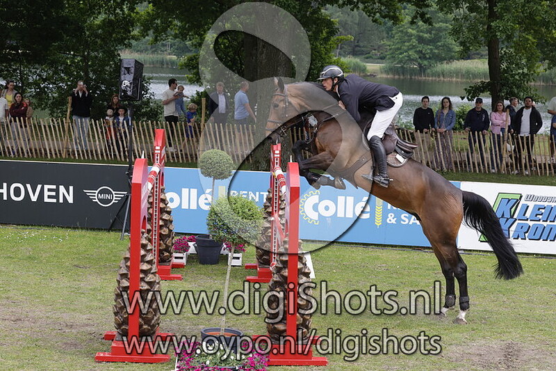 Just Penelope Jw van de Moerhoeve