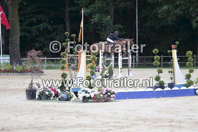 Ana Fernandez de Velasco Arroyo