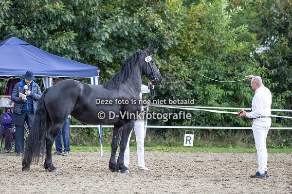 27. Carolien fan de Ketting