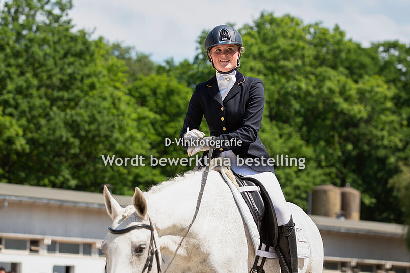 735. Charlotte van Gulik - Sonet