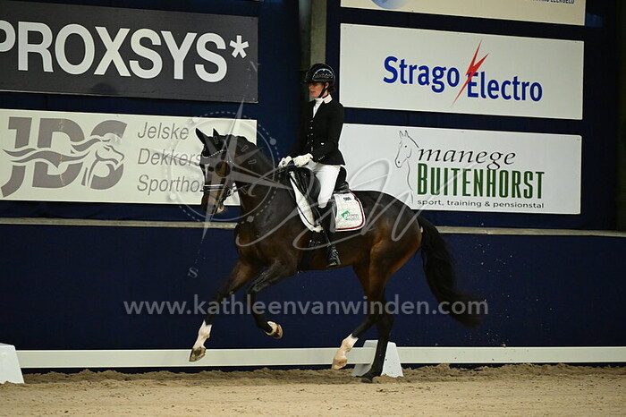 Annemiek van Venrooij - OG