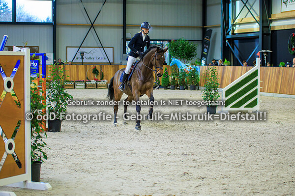 Jumping Indoor Leunen Paarden 110cm 07-01-23