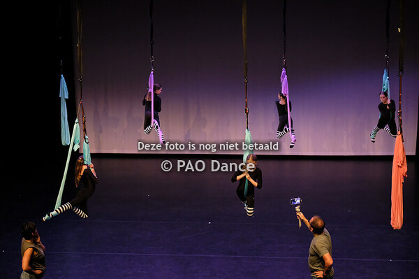 9. HANGING DOLLS (Aerial teens + kids)