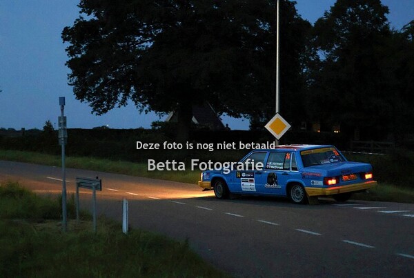 74. Michael Harmsen - Tiffany MacDonald