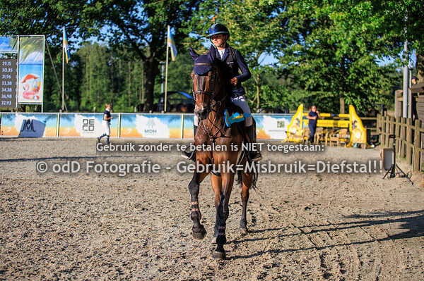 Outdoor Geldrop Oefen 70cm 03-07-25