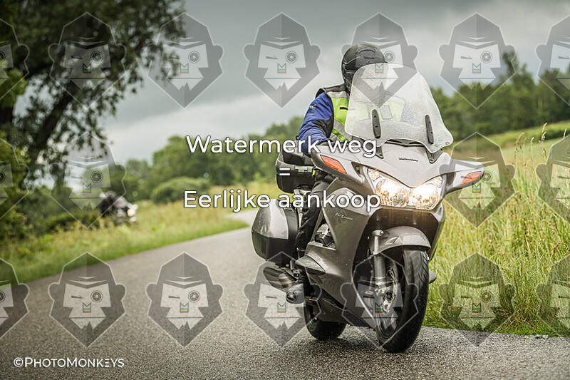 Elfstedentocht voor motoren - locatie nabij Sneek 07:45 - 07:59