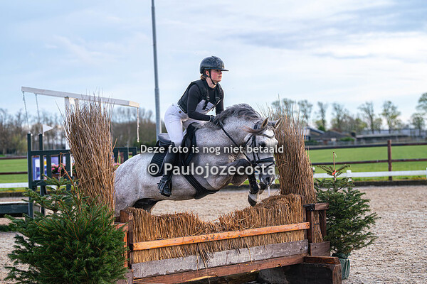 30/03/2024 BB paarden Hoog