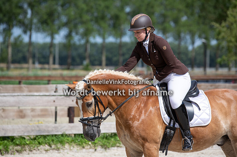 Mirjam van t Hof - Avanti