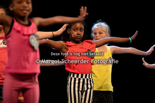 10 Scène 3 - Koninklijk bezoek_Toppie