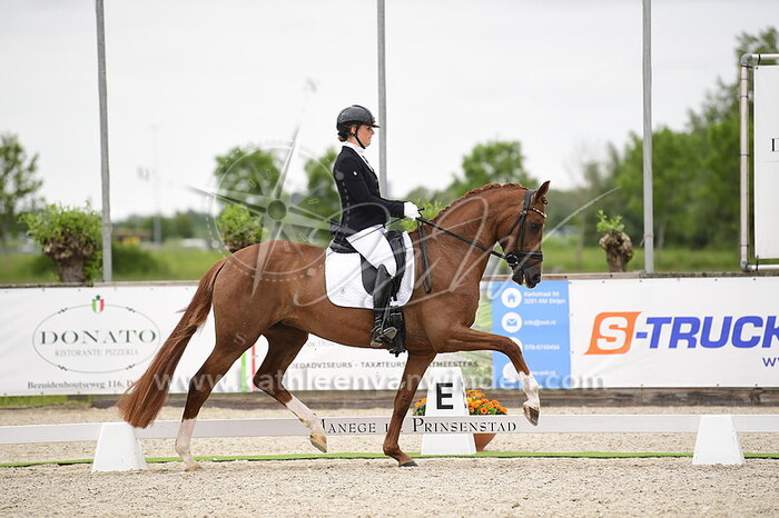 Annemijn Boogaard - Oxxi_Lena