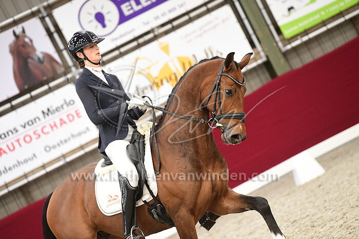 Milou Dees - SPH Splendid