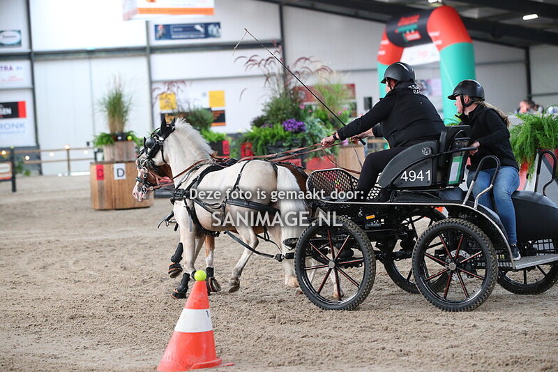 De Voornruiters De Meern Menmarathon 05-10-2024 Pony's 2-span 13.30 uur