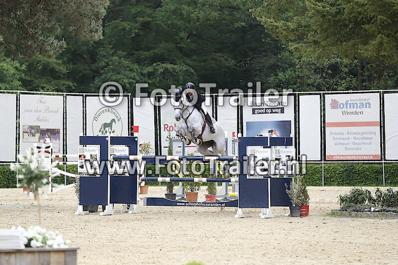 Julia Houtzager Kayser