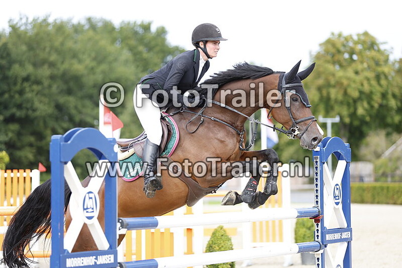 monique van den broek