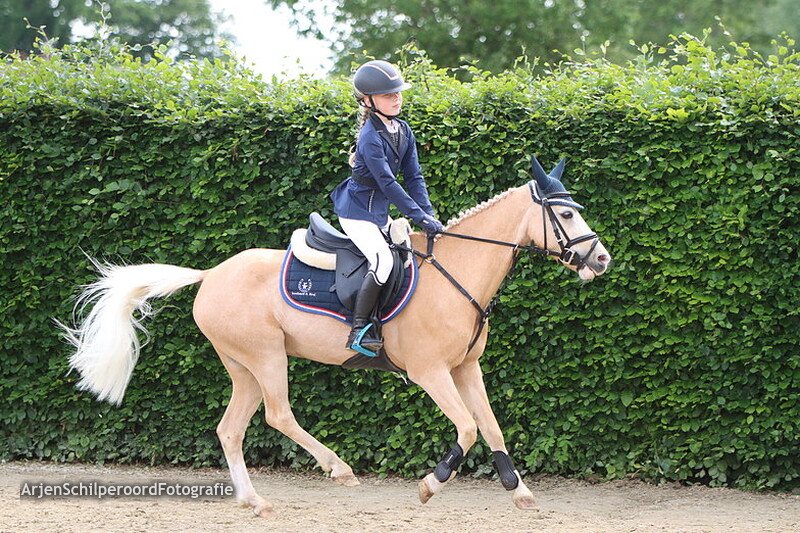 CH Wanneperveen 26-05-2022 Prijsuitreiking Pony's 80cm