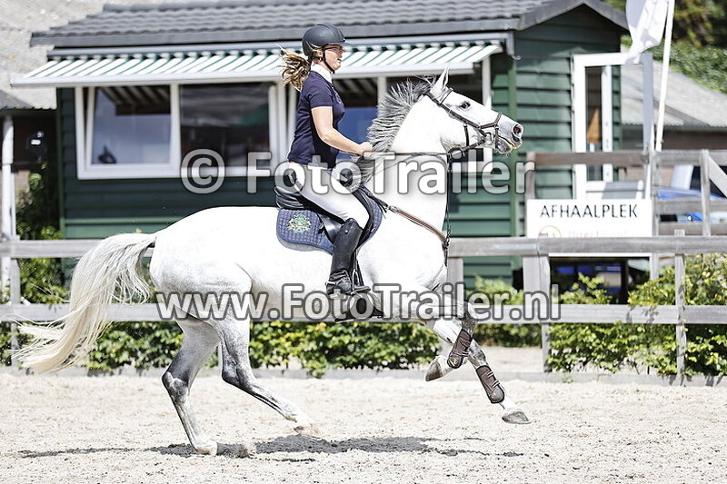 nathalie hoogendoorn