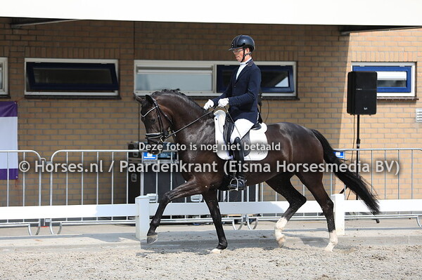 622 Kardinale Utopia, Robin van Lierop