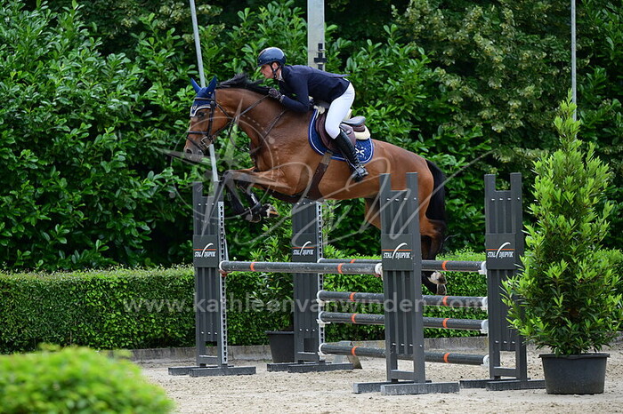 Kelly Jochems - Connan