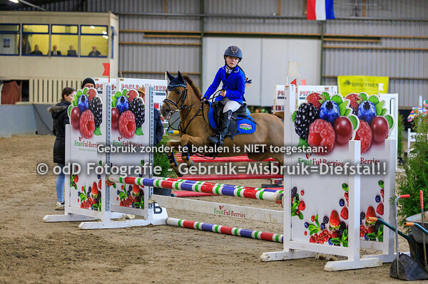 Ponyspektakel De Cavaliers abcde 70cm 30-11-25