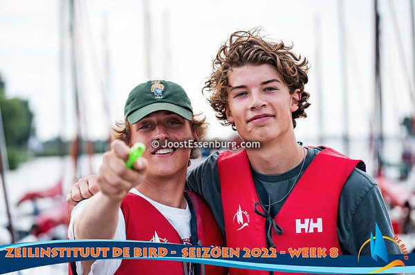 De Bird - Week 8, 2022