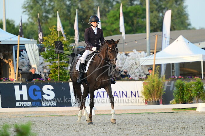 Nina Gerzon - New Star PB